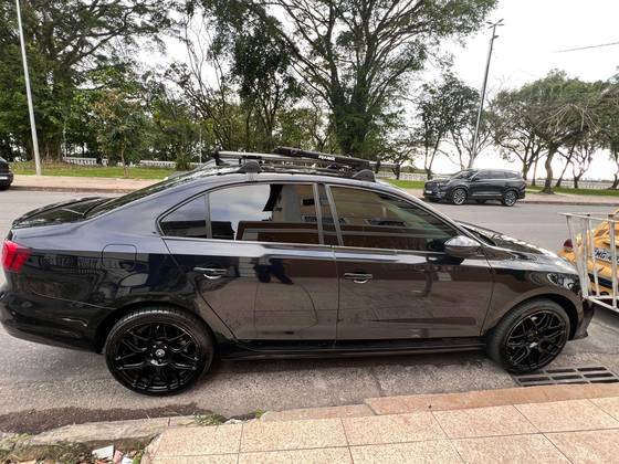 VOLKSWAGEN JETTA 2.0 TSI HIGHLINE 211CV GASOLINA 4P TIPTRONIC